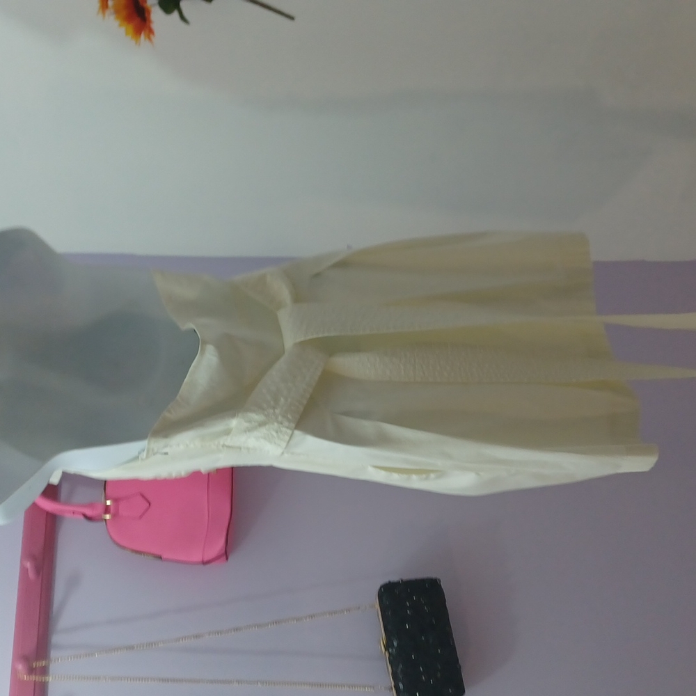 BCBG MAXAZRIA  BEAUTIFUL HALTER  DRESS  SZ 2 - Picture 6 of 11